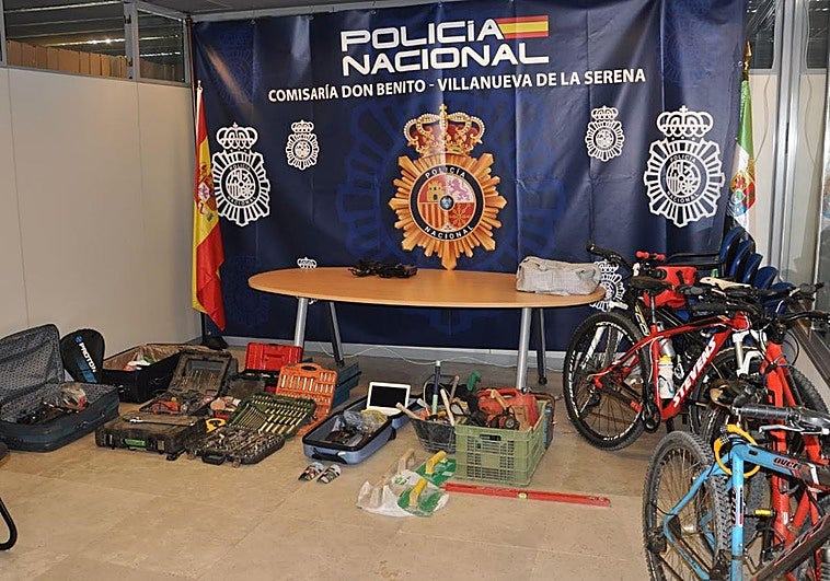 Tres detenidos por 37 delitos contra el patrimonio en Villanueva de la Serena